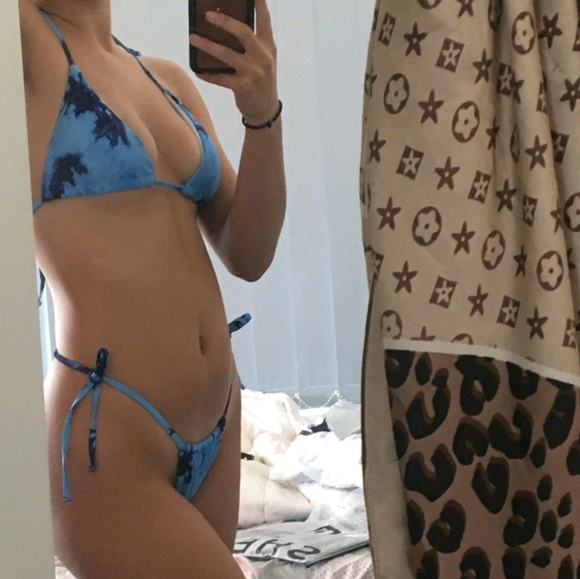 💙NWT Blue Tie Dye Halter Bikini Set💙 - Picture 5 of 5